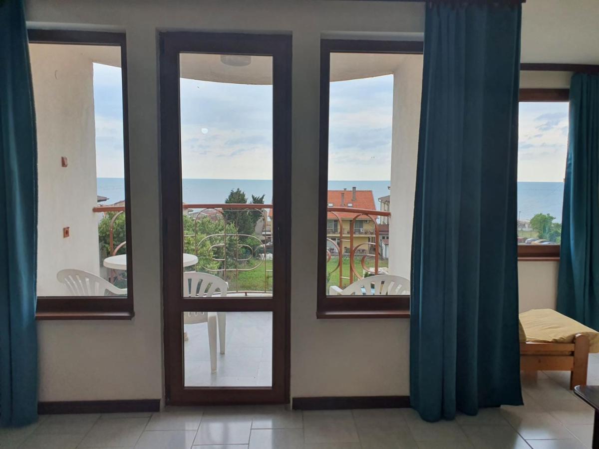 Lazur Hotel رافدا المظهر الخارجي الصورة