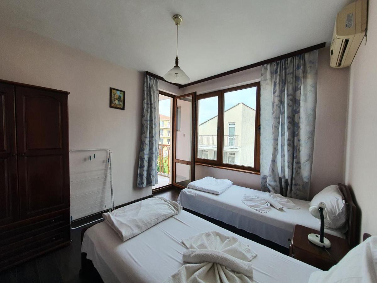 Lazur Hotel رافدا المظهر الخارجي الصورة